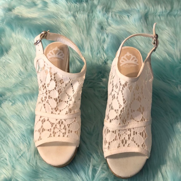 Fergalicious Wedge Heels Sandals 9 - Picture 2 of 9